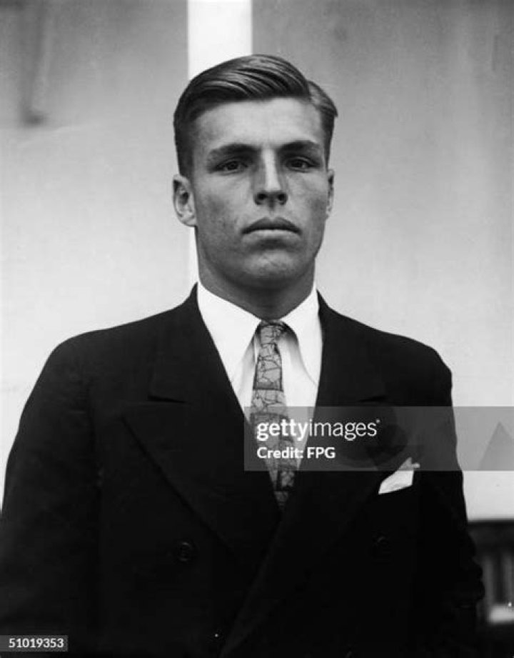 Larry Buster Crabbe